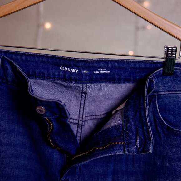 Hi Rise WOW Straight Jeans - Women's Old Navy - Size 20 Plus Size - Picture 3 of 3